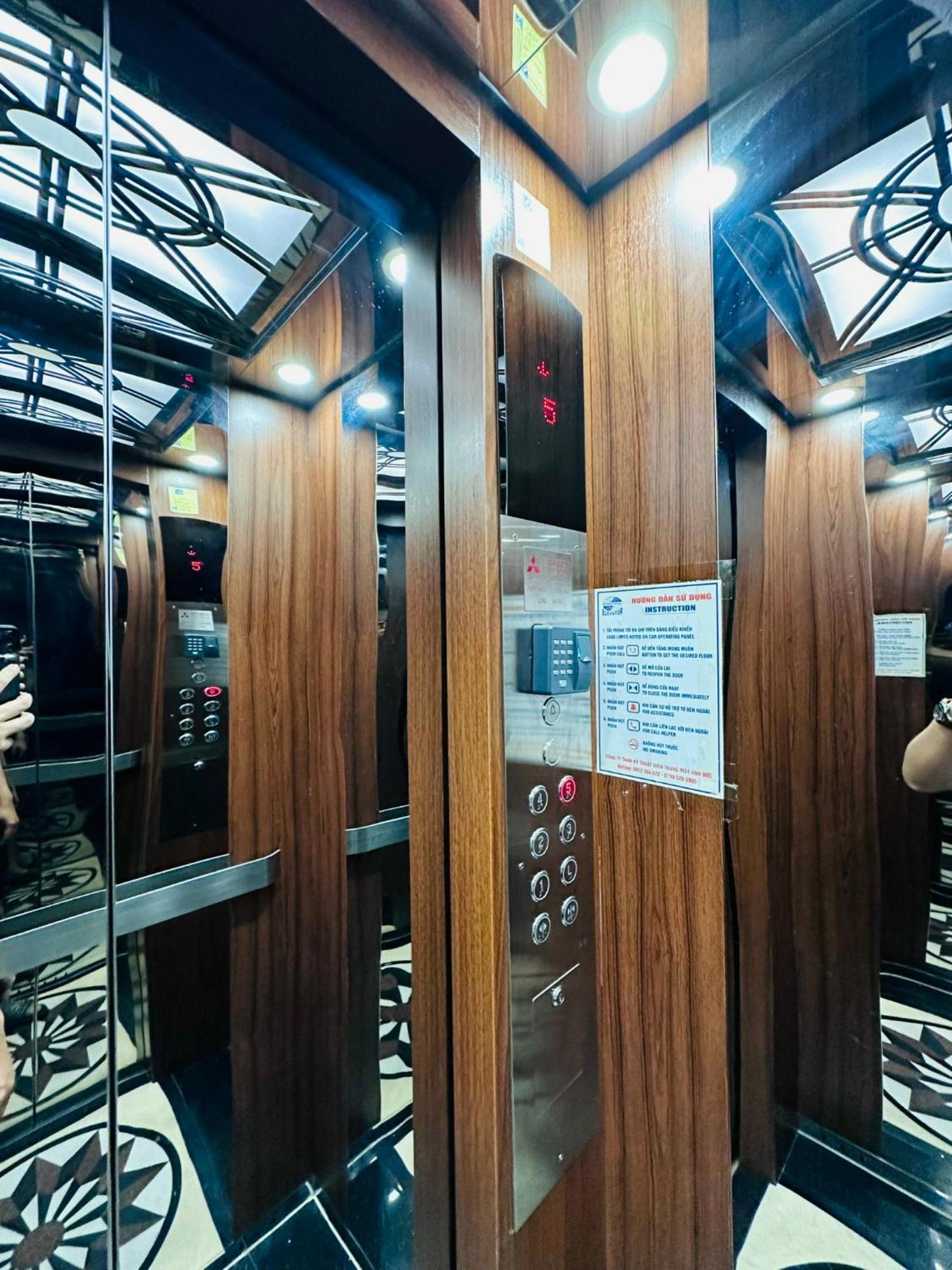 下龍Nha Nghi Anh Dung住宿加早餐旅馆 外观 照片