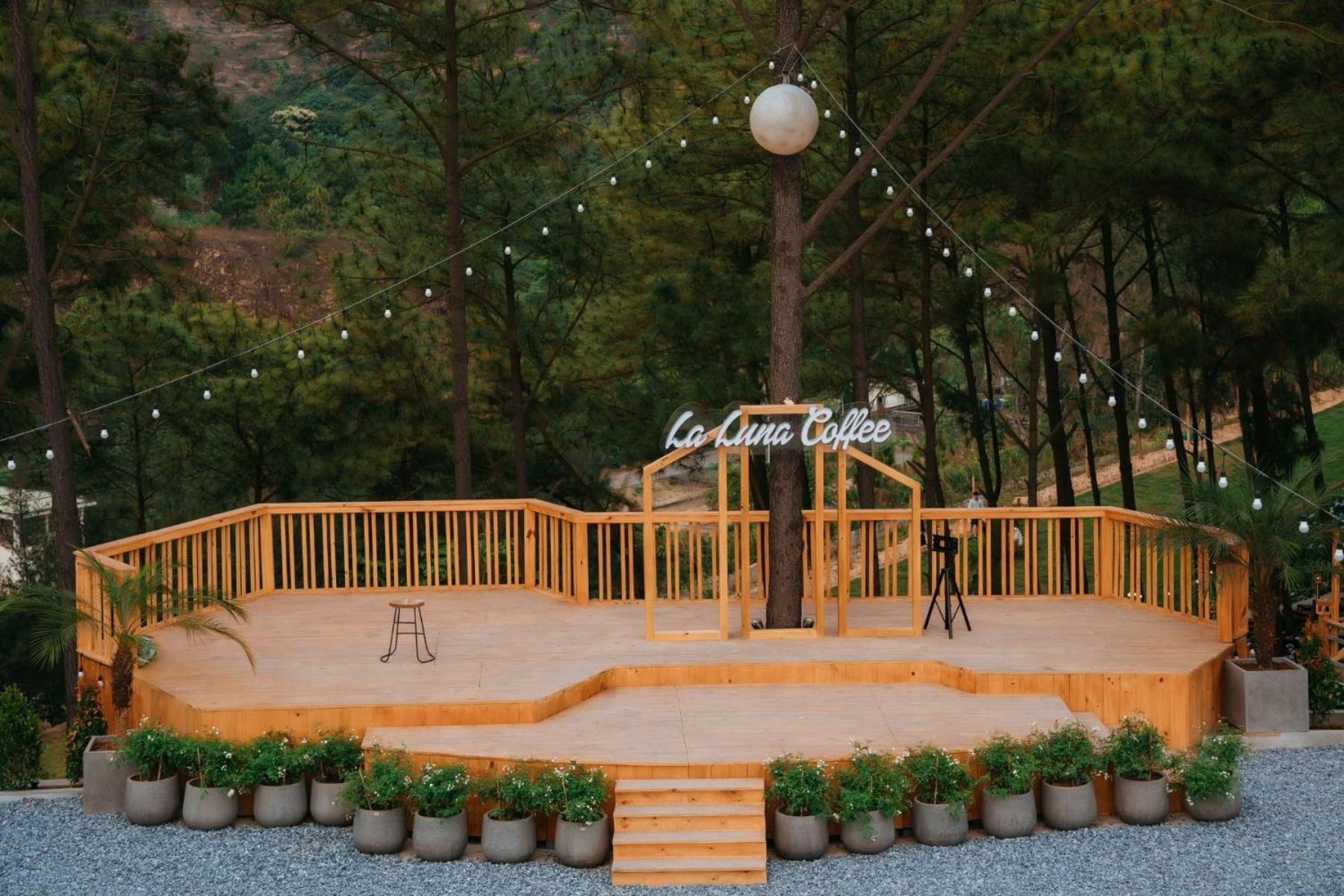 下龍Nha Nghi Anh Dung住宿加早餐旅馆 外观 照片