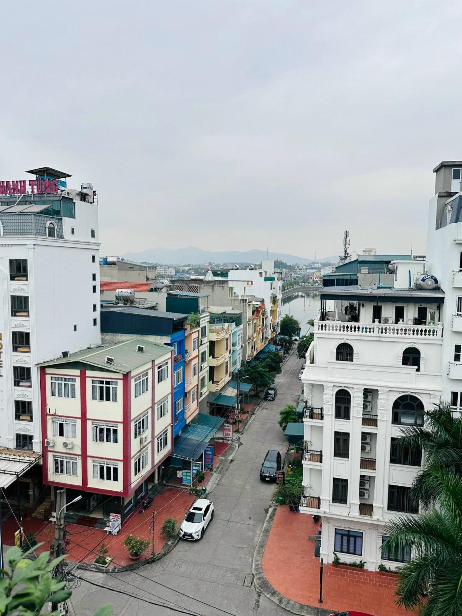 下龍Nha Nghi Anh Dung住宿加早餐旅馆 外观 照片